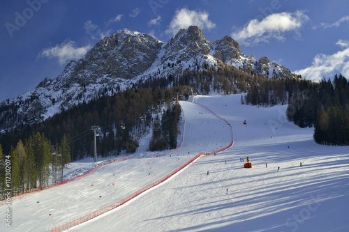 Valokuva dolomites and winter sports