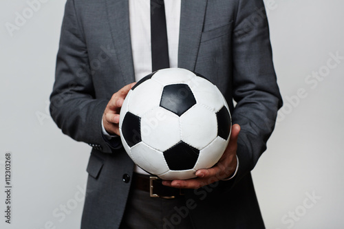 Emloyer with soccer ball © pressmaster