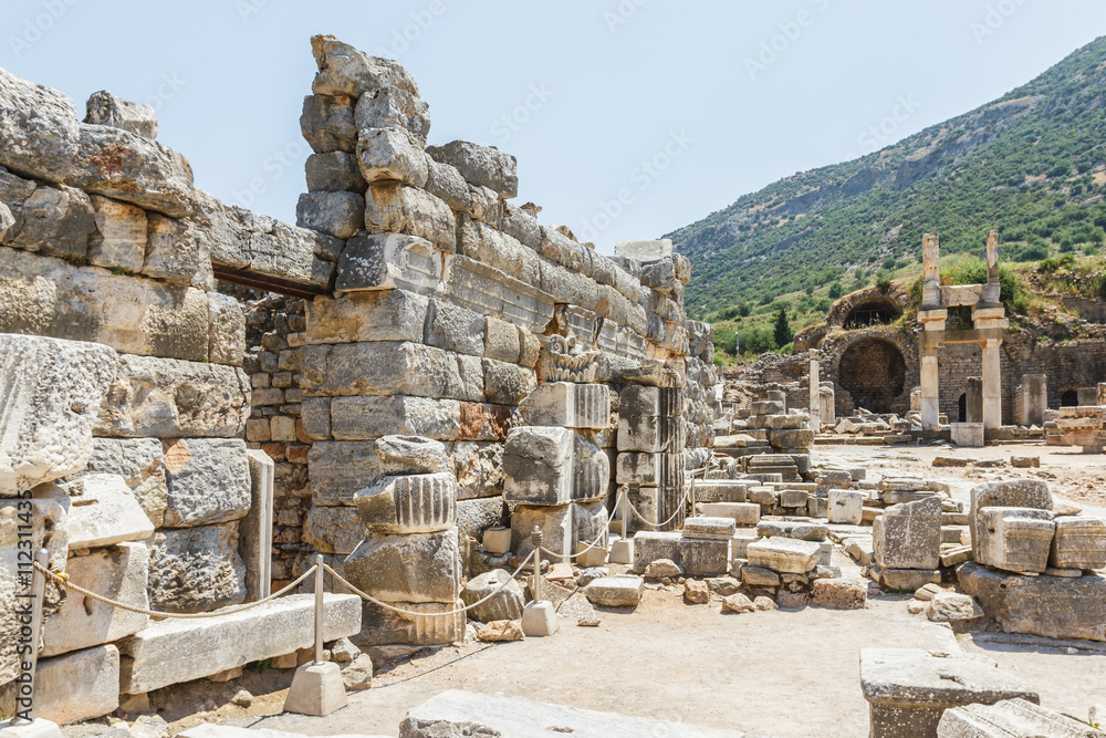 Fototapeta premium Ancient ruins site in Turkey, Old temple of Ephesus in summertime, Selcuk, Turkey