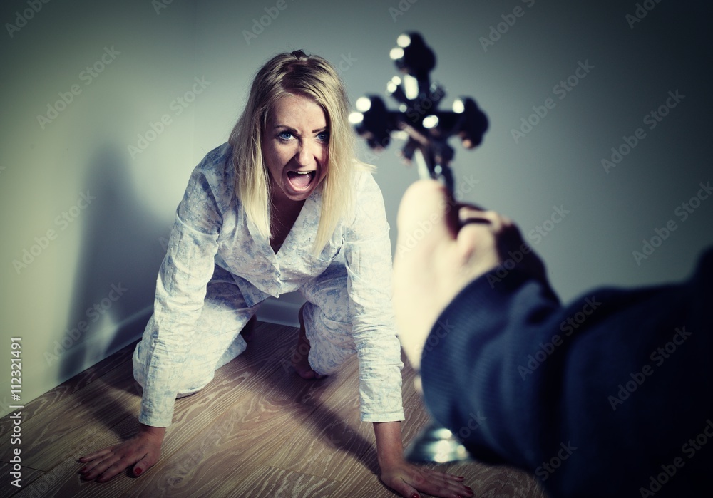 Casting out a demon from a woman through prayer.