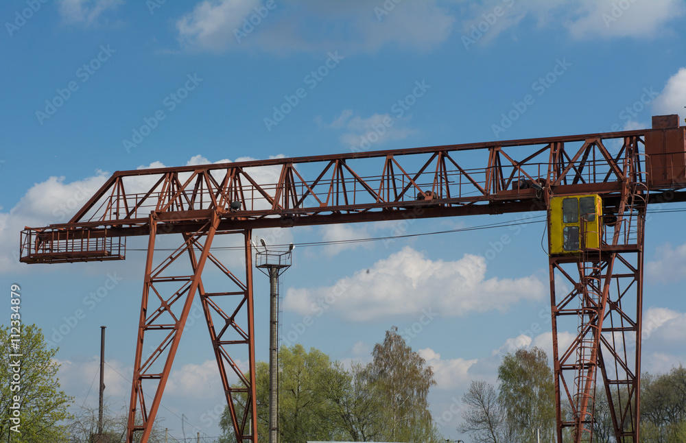 Two consoled crane Two consoled crane