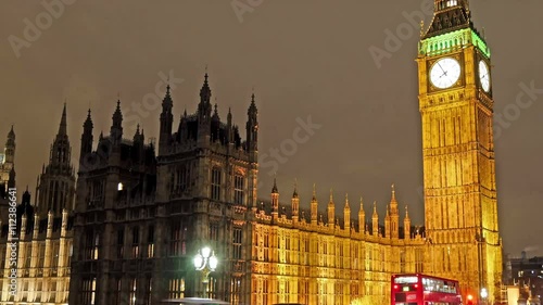 Fast motion view of the streets in London where seen the beautiful Big Ben taken during the night