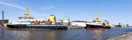 Fischereihafen in Bremerhaven mit Schiffen