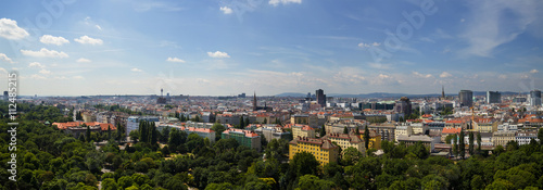 Blick auf Wien vom Prater aus gesehen