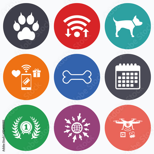 Pets icons. Cat paw with clutches sign.