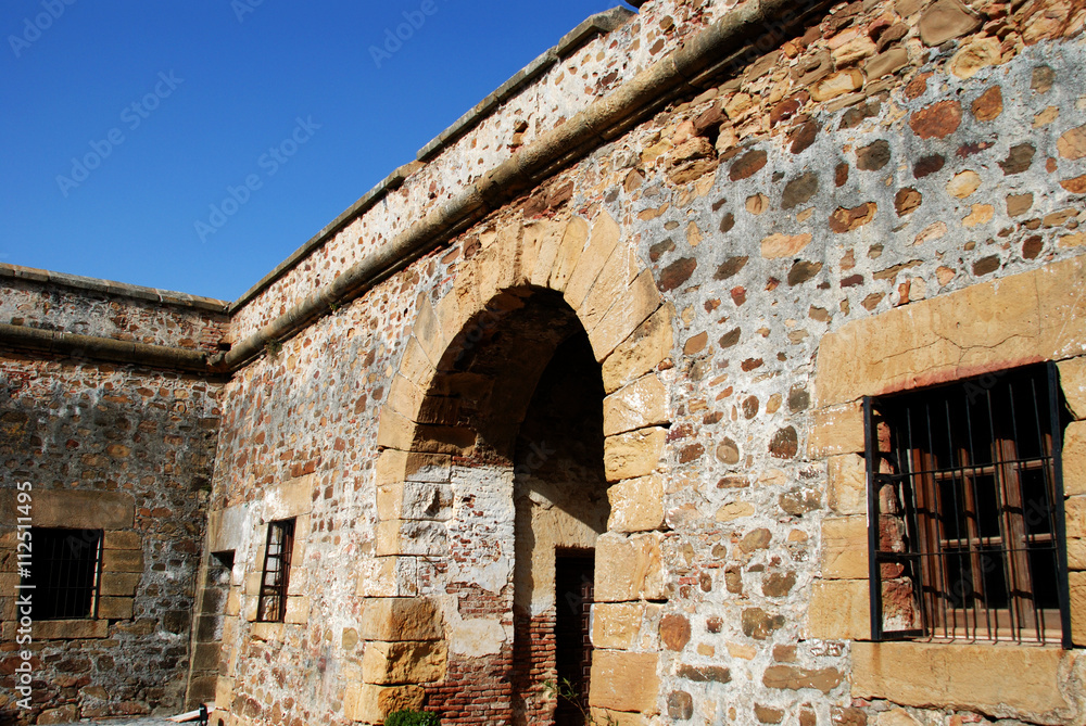 Building in the castle courtyard, Duquesa.