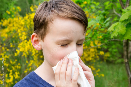 Heuschnupfen – allergischer Schnupfen bei Kindern
