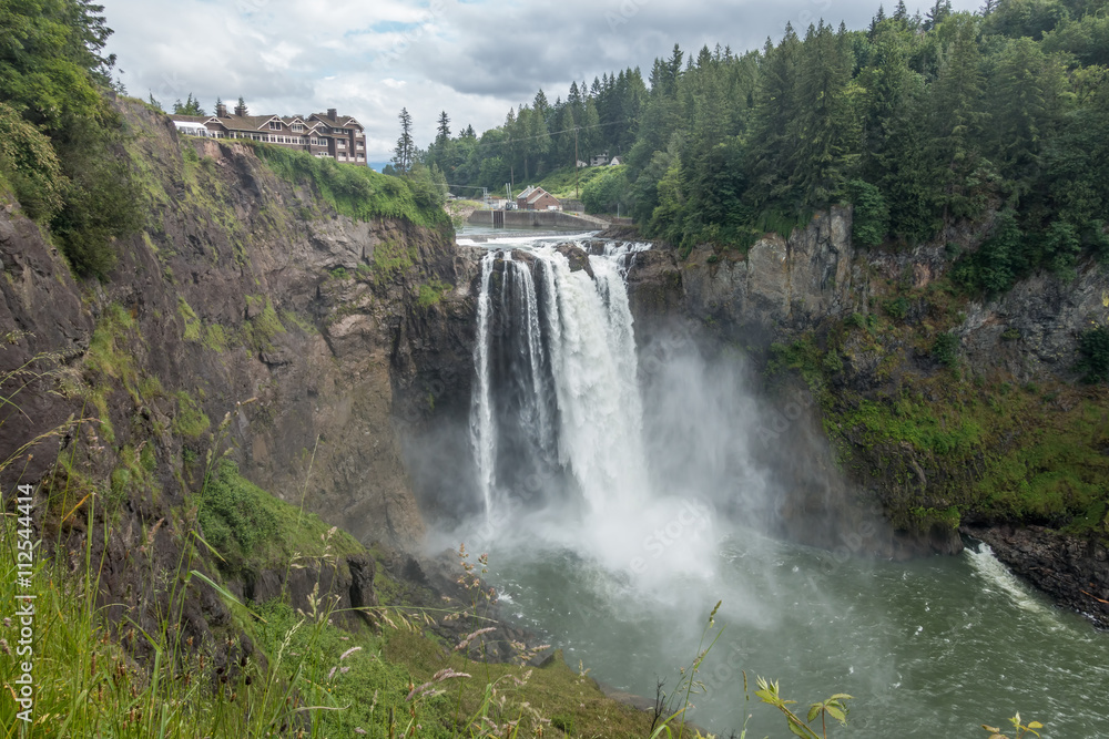 Fototapeta premium Wodospad w Snoqualmie 7