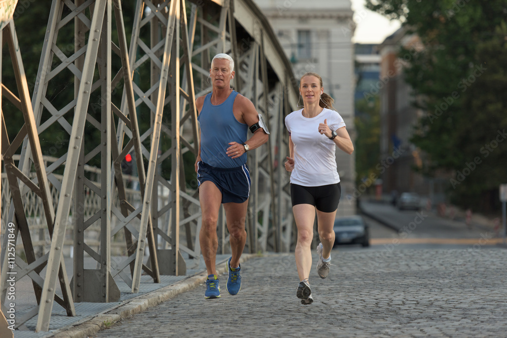 Fototapeta premium couple jogging