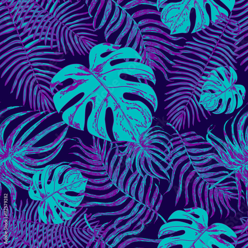 Seamless pattern with exotic leafs