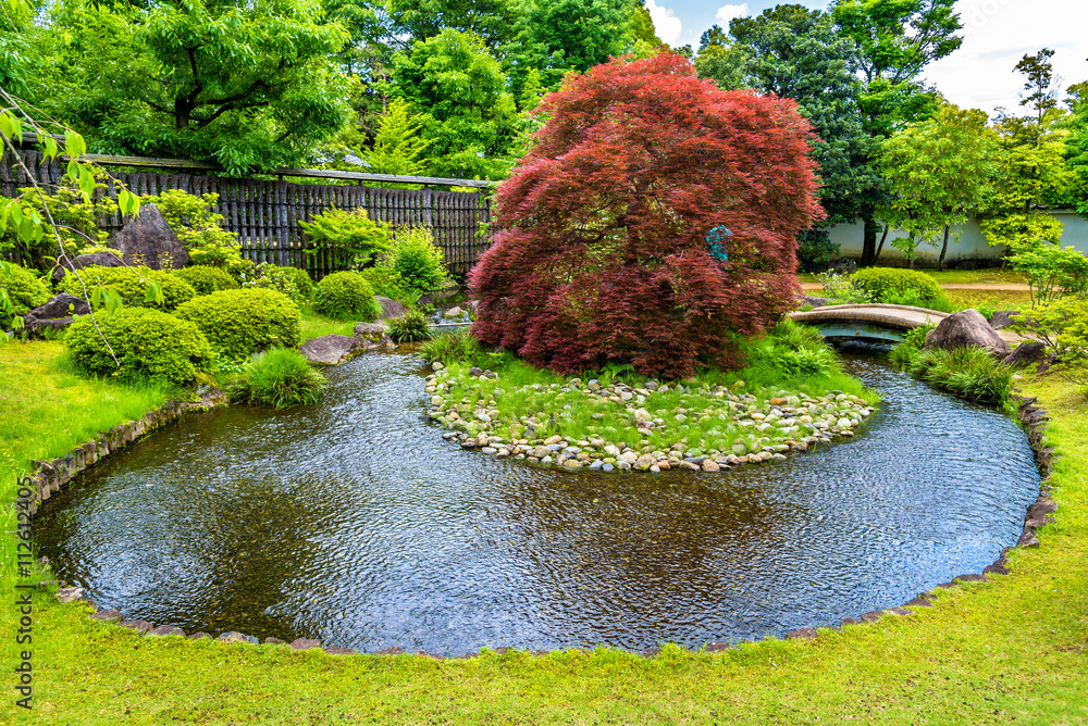 Fototapeta premium Traditional Japanese garden Koko-en in Himeji