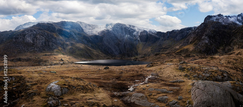 Cwm Idwal Light photo