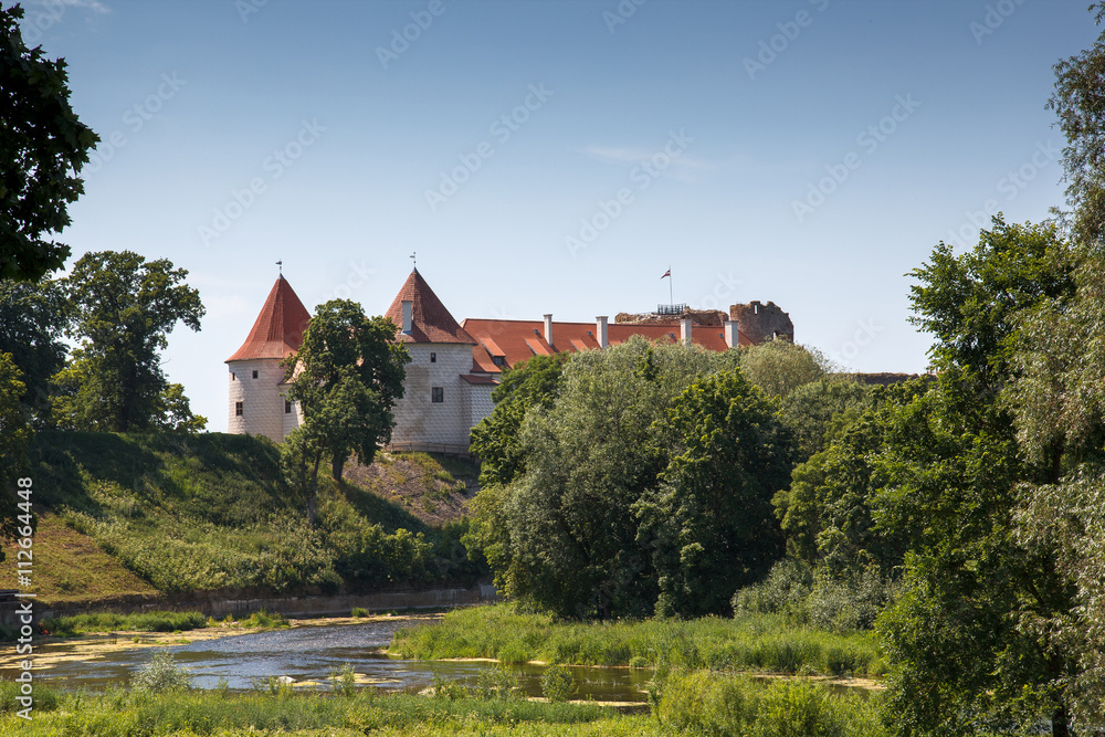 Fototapeta premium Rural castle view