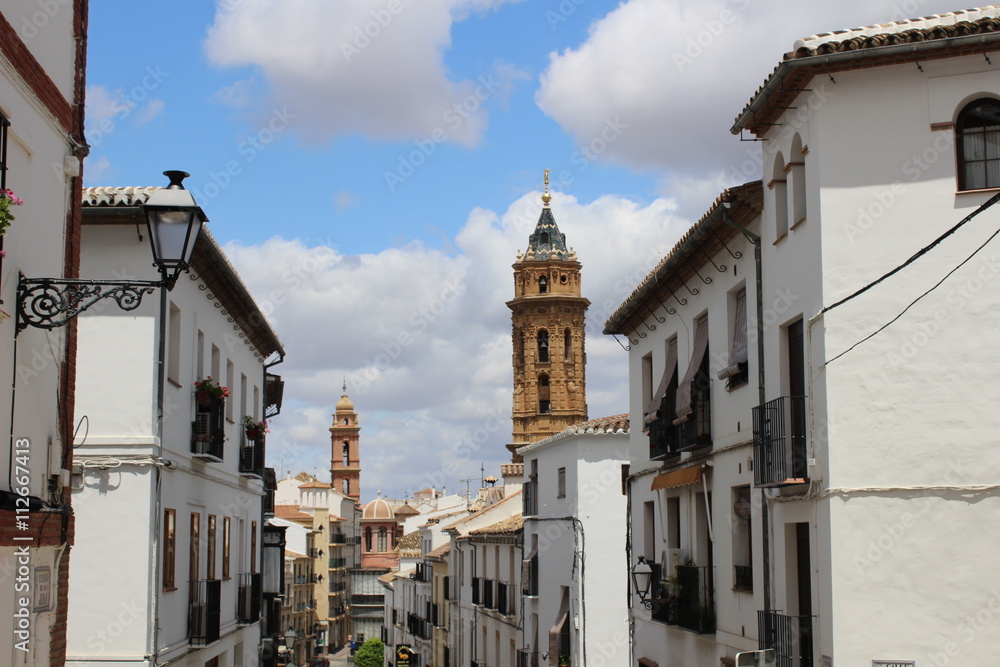 Típica calle andaluza en Antequera, Málaga 
