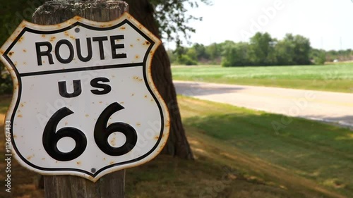 Cartello sulla strada interstatale Route 66 in Illinois, USA