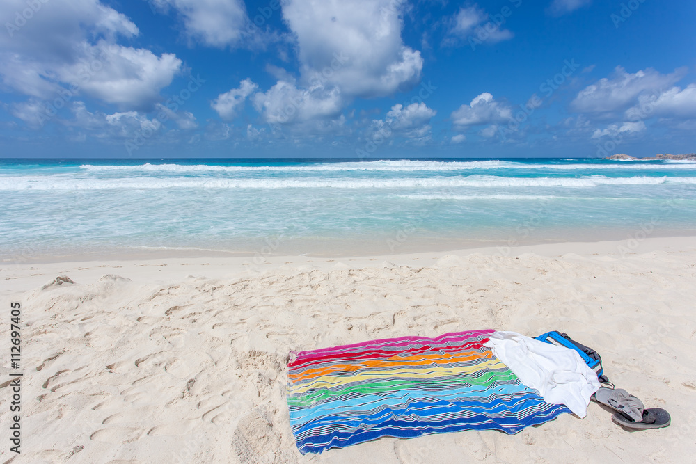 serviettes sur plage de Grand Anse, la Digue, Seychelles serviettes sur plage de Grand Anse, la Digue, Seychelles