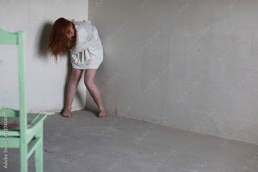 Fototapeta premium mental hospital crazy girl