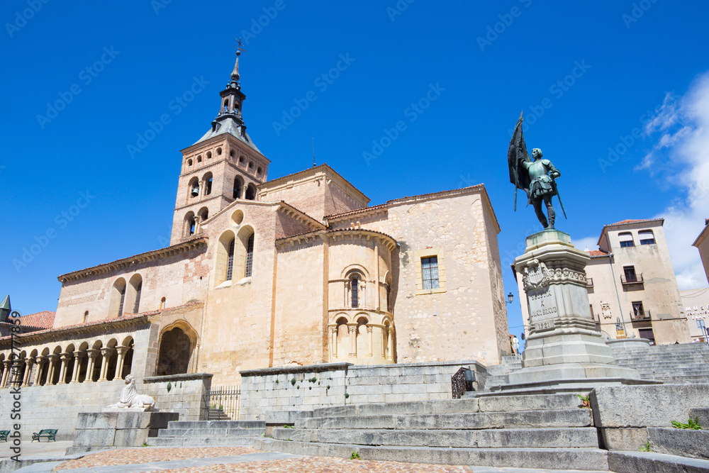 Segovia - San Martin church and memorial of Juan Bravo