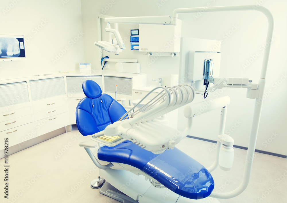 Fototapeta premium interior of new modern dental clinic office