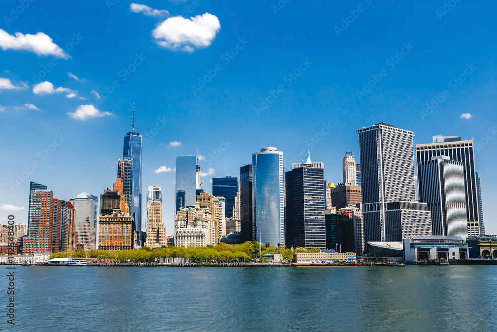Obraz premium New York City panorama with Manhattan Skyline over Hudson River