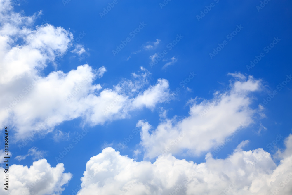 Fototapeta premium Blue sky with clouds background 