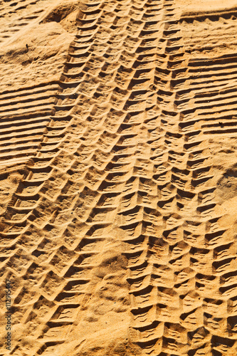  oman desert track of texture
