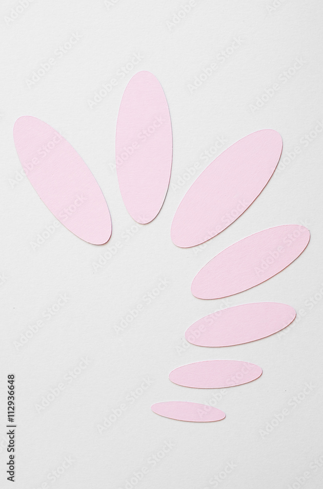 Oval shaped papers Oval shaped papers