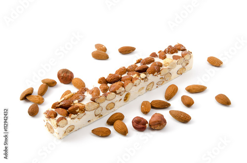 Torrone mit Mandeln und Haselnüssen