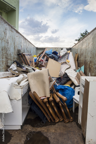 Foto Recycling container of bulky items