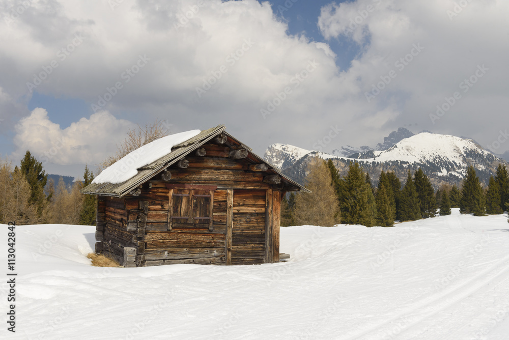 Ski Hütten in den Alpen 