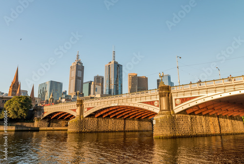 Melbourne skyline over river © jovannig