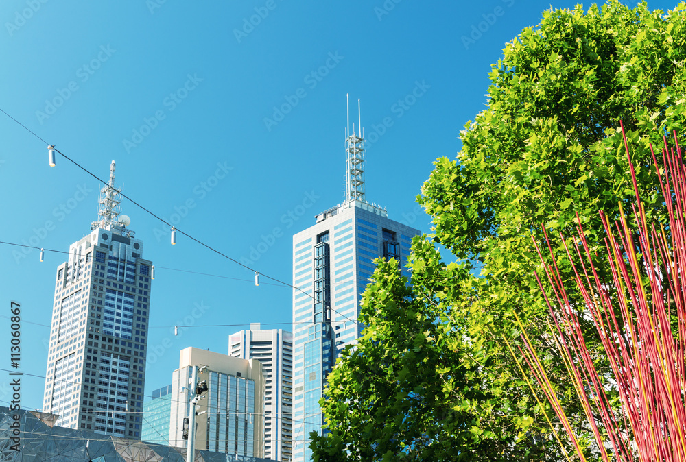 Fototapeta premium Melbourne skyline looking towards Flinders Street Station. Austr