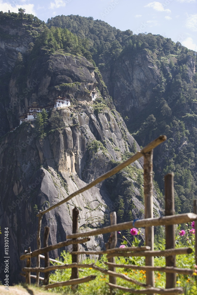 Taktshang Goemba (Tiger's Nest) Monastery, Paro, Bhutan Taktshang Goemba (Tiger's Nest) Monastery, Paro, Bhutan
