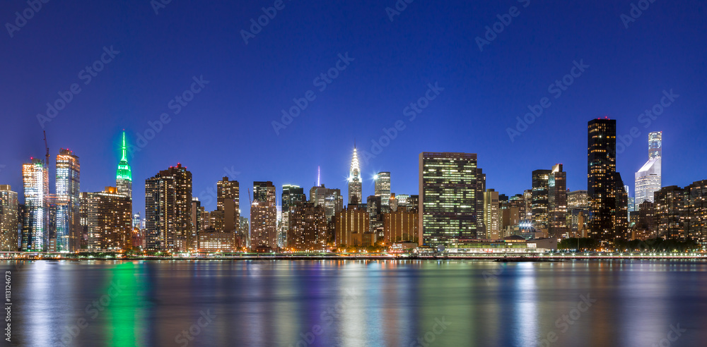 New York City Manhattan buildings skyline 