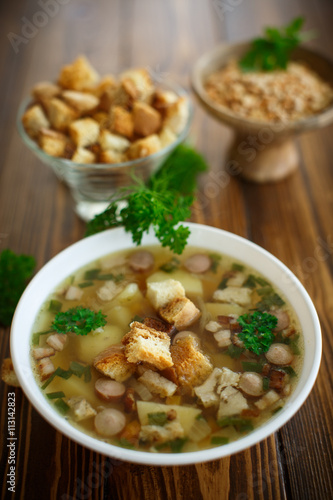 pea soup with croutons