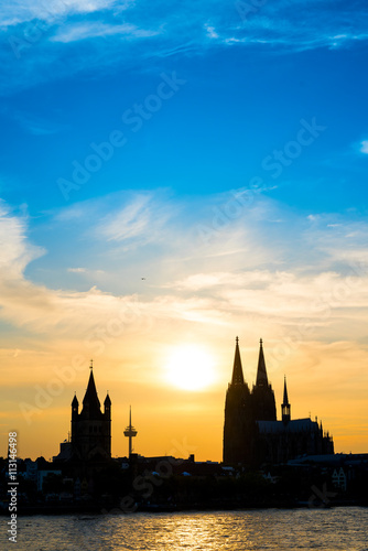 Kölner Dom bei Sonnenuntergang © Günter Albers