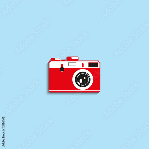 Old camera. Vector icon.