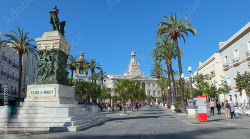 Cádiz Town Hall Square From The Statue