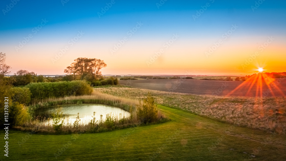 Fototapeta premium Sonnenuntergang am See