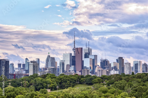 Canvas Print Toronto Skyline on a cloudy day