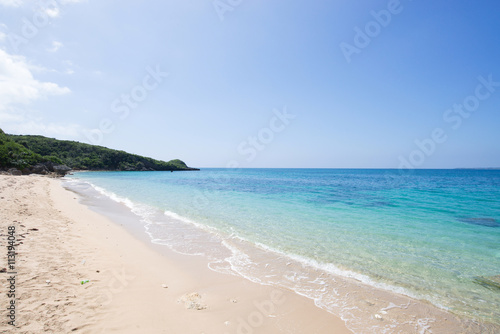 沖縄のビーチ・浜比嘉島の穴場ビーチ 