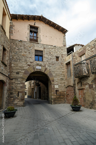 Fototapeta Naklejka Na Ścianę i Meble -  Portal de les Verges medieval wall of Santpedor