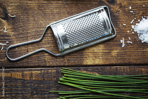 Small grater and chive