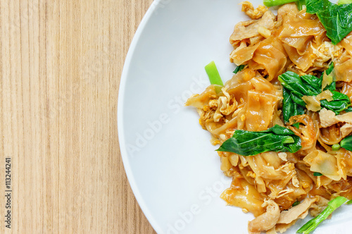 Fried noodles with pork sauce.