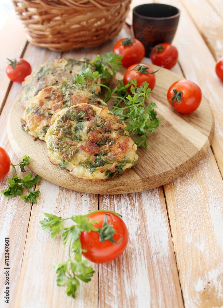 Chopped chicken cutlets with spinach Chopped chicken cutlets with spinach