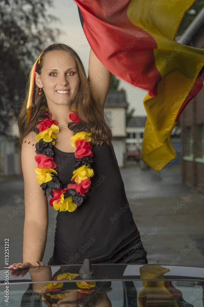 Obraz premium Svenja als Fußballfan
