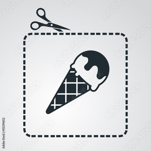 Icono plano tijeras cortando cupon con cornete helado en fondo degradado
