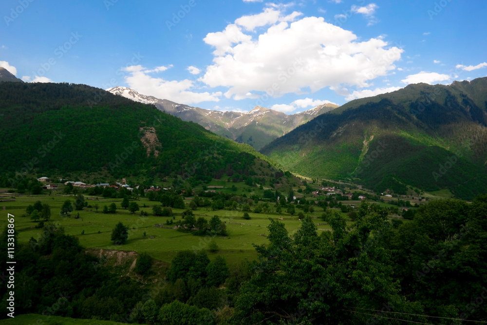 Fototapeta premium Nice day to go outside/ Caucasus mountains