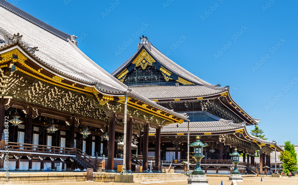 Higashi Hongan-ji, a buddhist temple in Kyoto