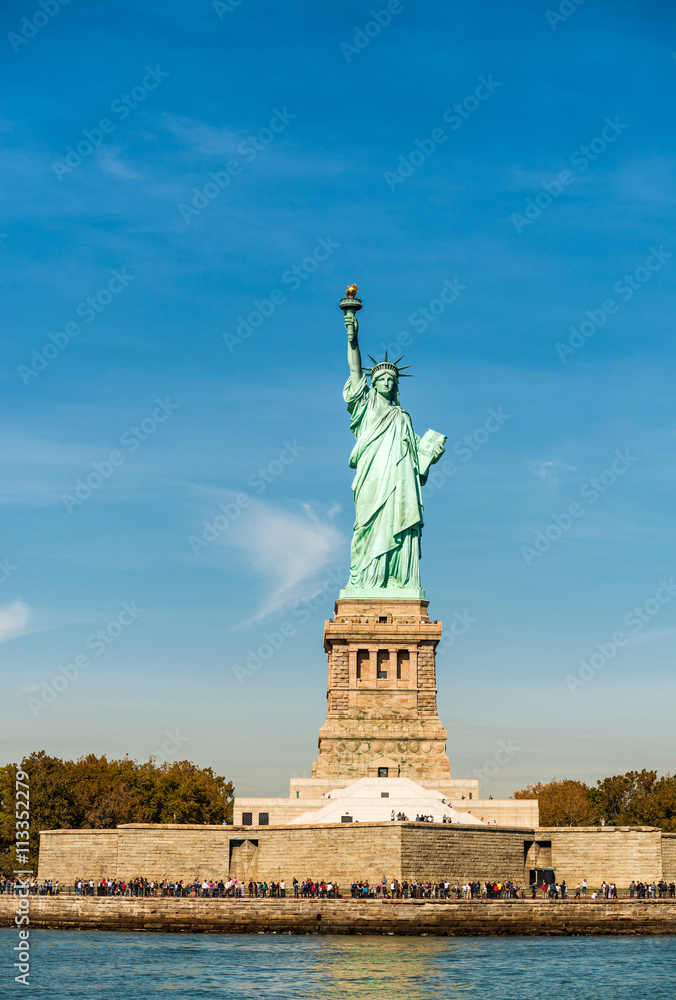 Fototapeta premium Magnificence of Statue of Liberty - New York City - USA